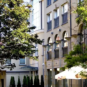 Aparthotel Mamaison Diana